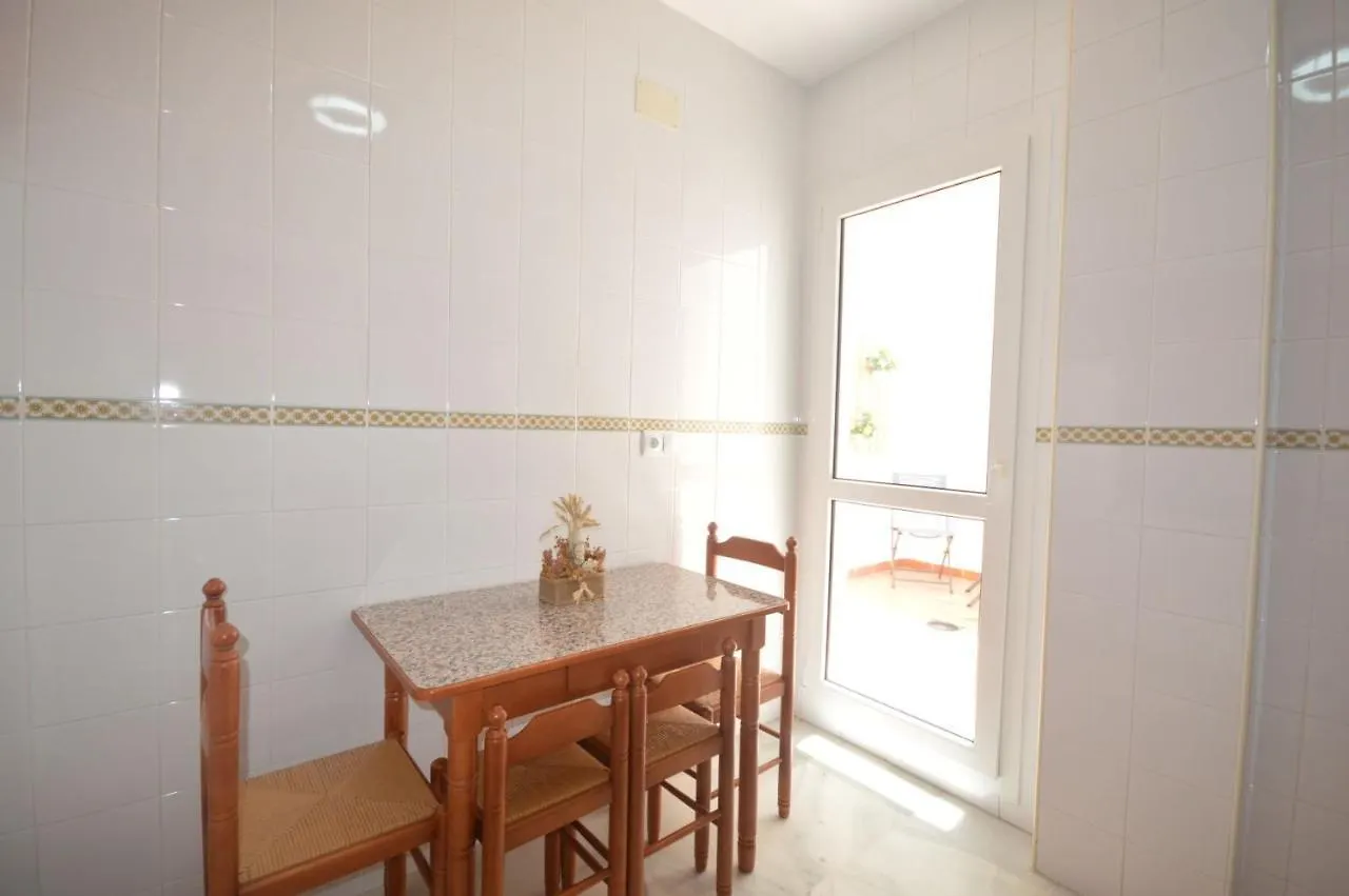 Apartamento centrico en Conil con garaje Conil De La Frontera